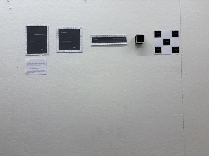 My key theme was a dice, so I wanted to portrait the plate as boardgames. 5 other different dimensions show 5 other different boardgames. It's all different like our lives.